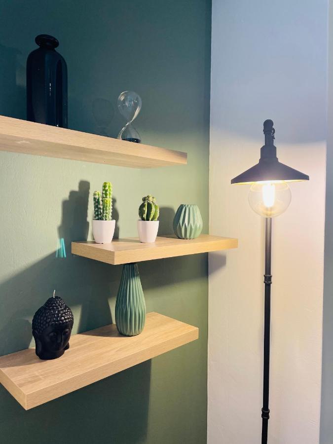 Cozy Apartment In Central Athens - Sleeps 6 Esterno foto